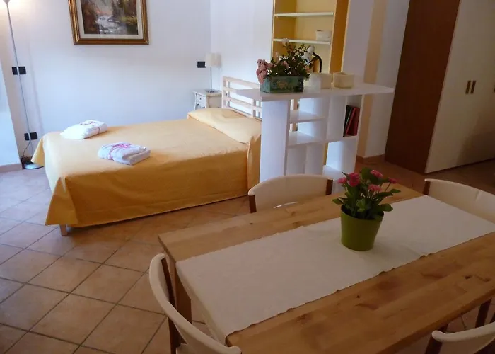 Vacanze Ca Di Tumai * Molino Nuovo (Savona)