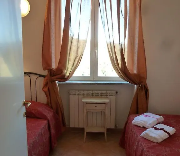 Daire Vacanze Ca Di Tumai Molino Nuovo (Savona)